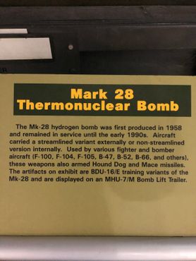 Технические характеристики термоядерной бомбы "Марк 28"