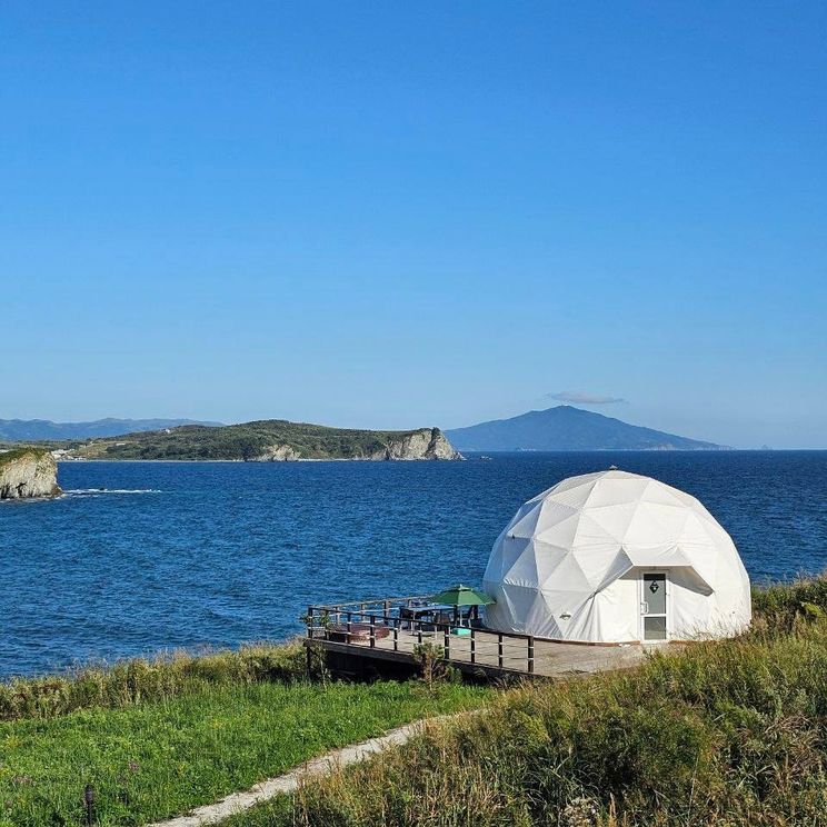 Отели 4*, Глэмпинги