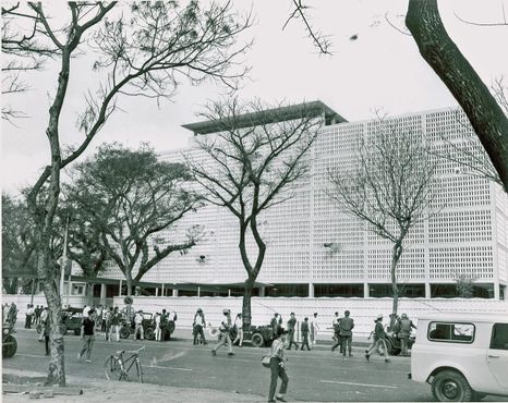 Бывшее здание посольства США в Сайгоне
