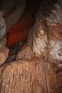 Внутри пещеры Талгуа