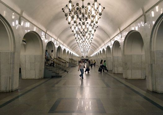 Станция «Менделеевская»