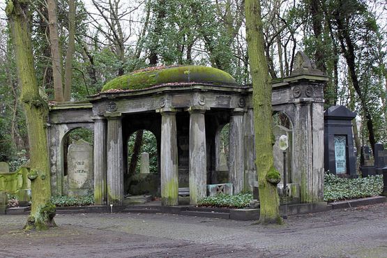 Мавзолей на кладбище Вайсензе
