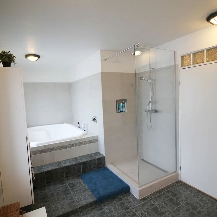 Апартаменты, Виллы, Коттеджи