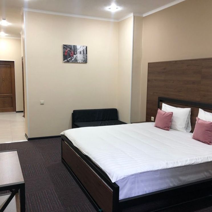 Отели 3*, Апартаменты, Коттеджи