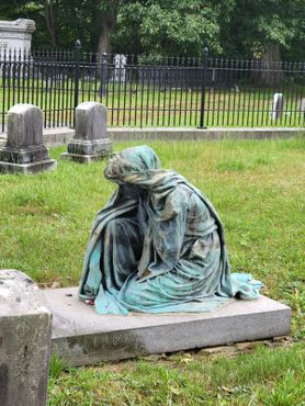 Кладбище Янтик