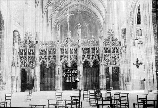 Интерьер собора в 1899 году