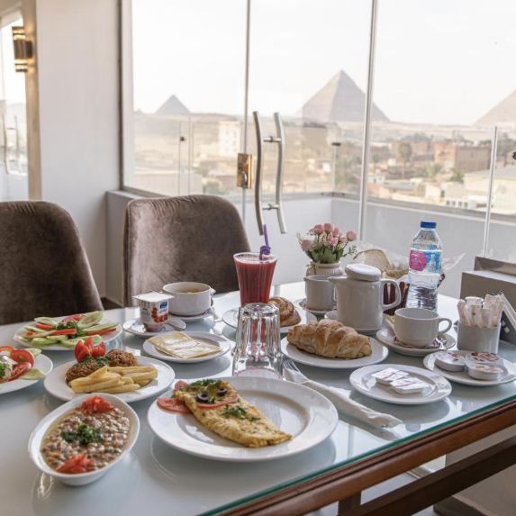 Отели 4*, Бутик-отели, Хаусботы, Палатки