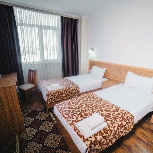 Отели 3*, Палатки