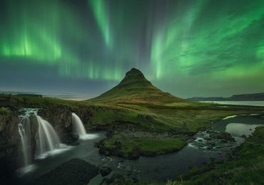 2-дневный тур по западному побережью полуострова Снайфедльснес с посещением пещер 