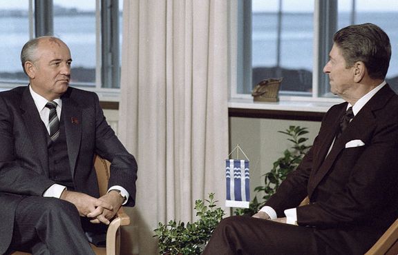 Рейган и Горбачев в доме Хофди, 1986. 