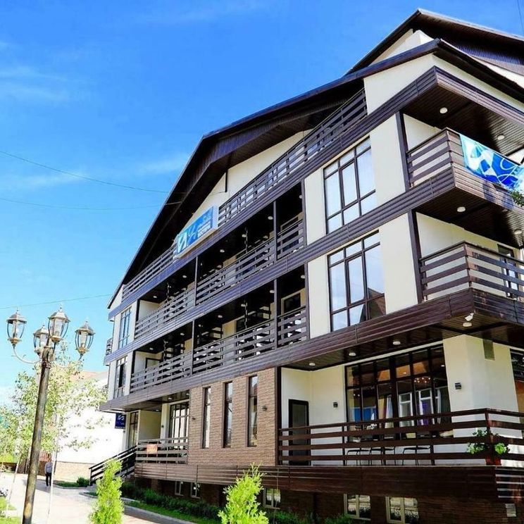 Гостиницы 3*