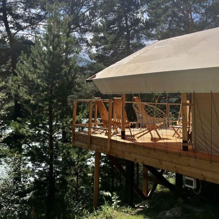 Глэмпинги, Шале