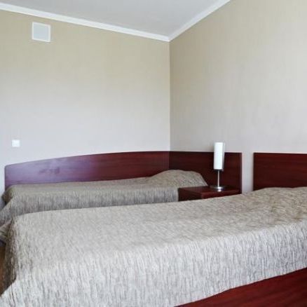 Отели 1-2*, Отели 3*