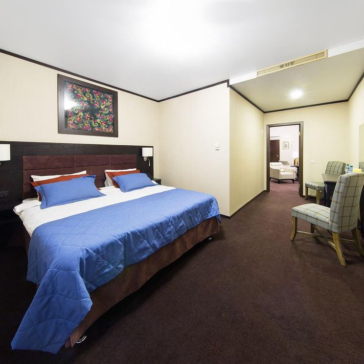 Гостевые домики, Гостиницы 4*