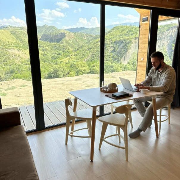 Отели 3*, Отели 4*, Глэмпинги