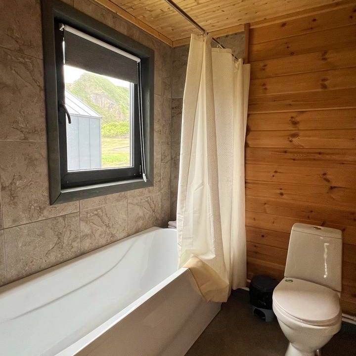 Отели 3*, Отели 4*, Глэмпинги