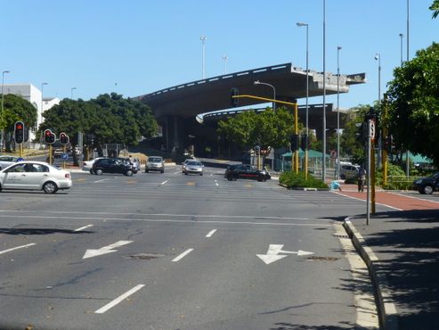 Незаконченный мост Кейптауна