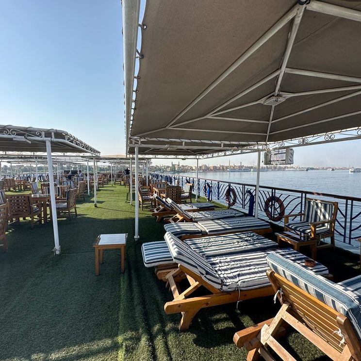 Отели 4*, Бутик-отели, Хаусботы, Палатки