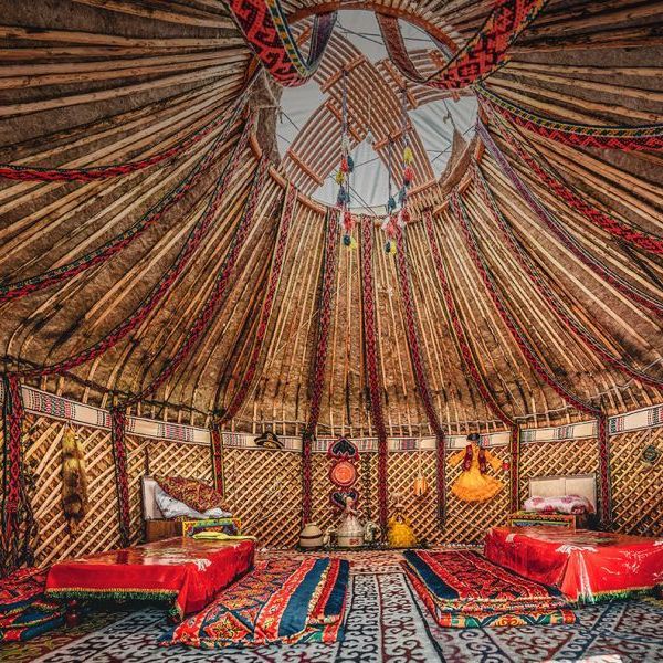 Гостевые домики, Отели 3*, Юрты