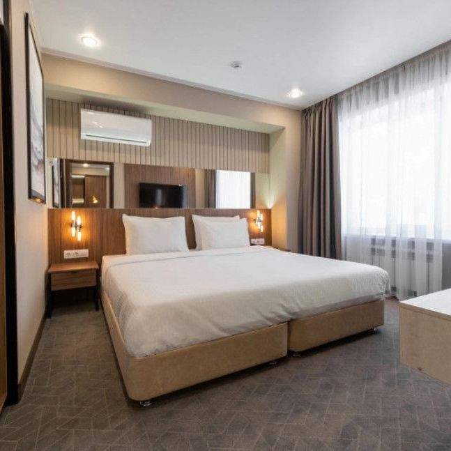 Отели 1-2*, Отели 3*