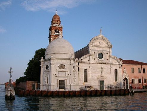 Церковь эпохи Возрождения архитектора Мауро Кодусси