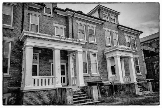 Больничный центр Краунсвилля