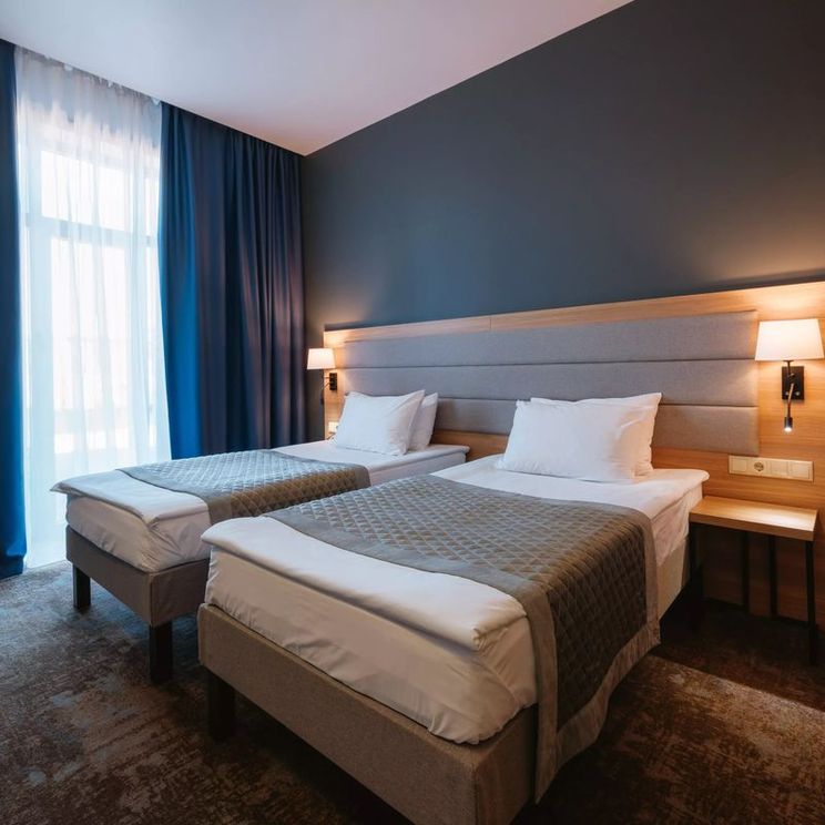 Отели 1-2*, Гостевые домики, Отели 3*, Отели 4*