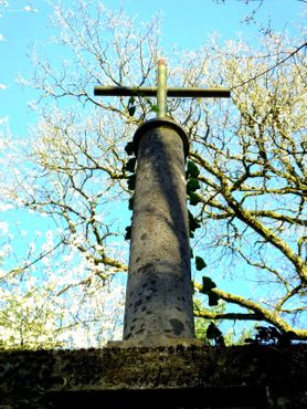 Заброшенное кладбище Ла-Буле