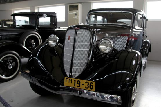 Музей ретро-автомобилей в Тбилиси