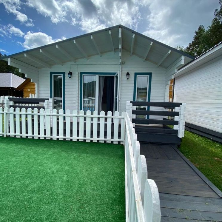 Отели 3*, Бунгало, Коттеджи, Шале