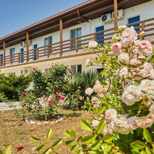 Отели 1-2*, Гостевые домики, Отели 3*, Бунгало