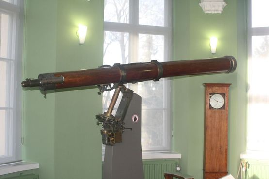 Телескоп. Экспонат музея