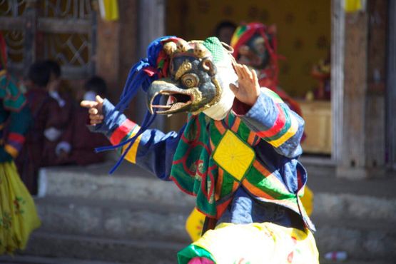Танцор на фестивале Джамбей-лакханг Друп
