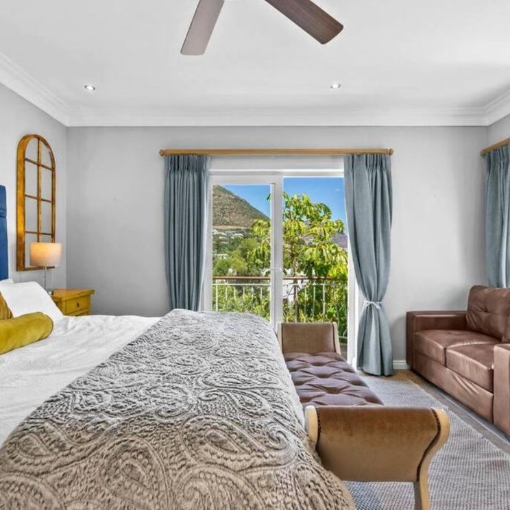 Отели 4*, Отели 5*, Виллы, Коттеджи