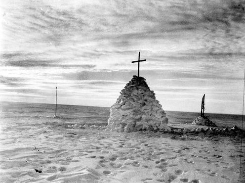 Могила покорителей Южного Полюса