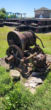 С помощью этой лебёдки гидросамолёты поднимали по рельсам в ангары с реки Делавэр и наоборот