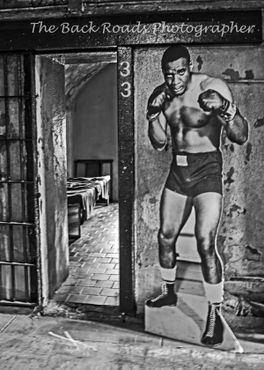 Камера Чарльза “Сонни” Листона, который стал чемпионом мира в супертяжёлом весе и в 1964 году уступил свой боксерский титул Кассиусу Клею (Мухаммеду Али)
