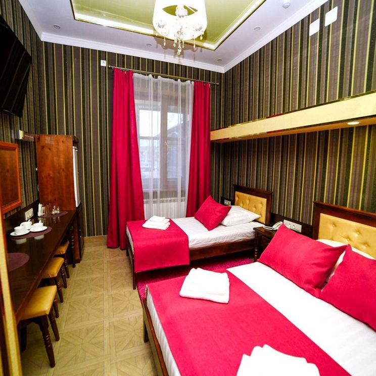 Гостиницы 3*