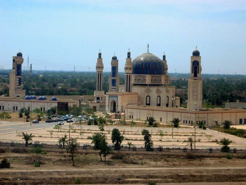 Мечеть Умм аль-Кура, место хранения «Кровавого Корана»