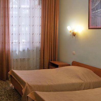 Отели 1-2*