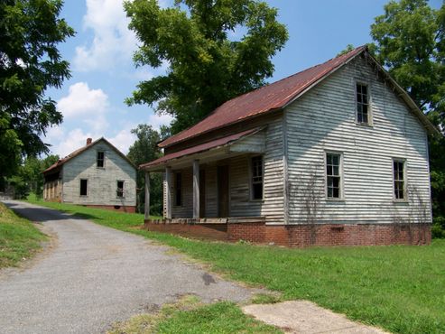 Деревня Генри-Ривер-Милл
