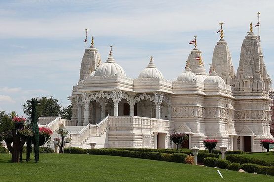 Храм Шри-Сваминараян-Санста-Мандир