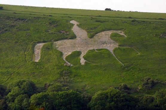 Осмингтонская белая лошадь