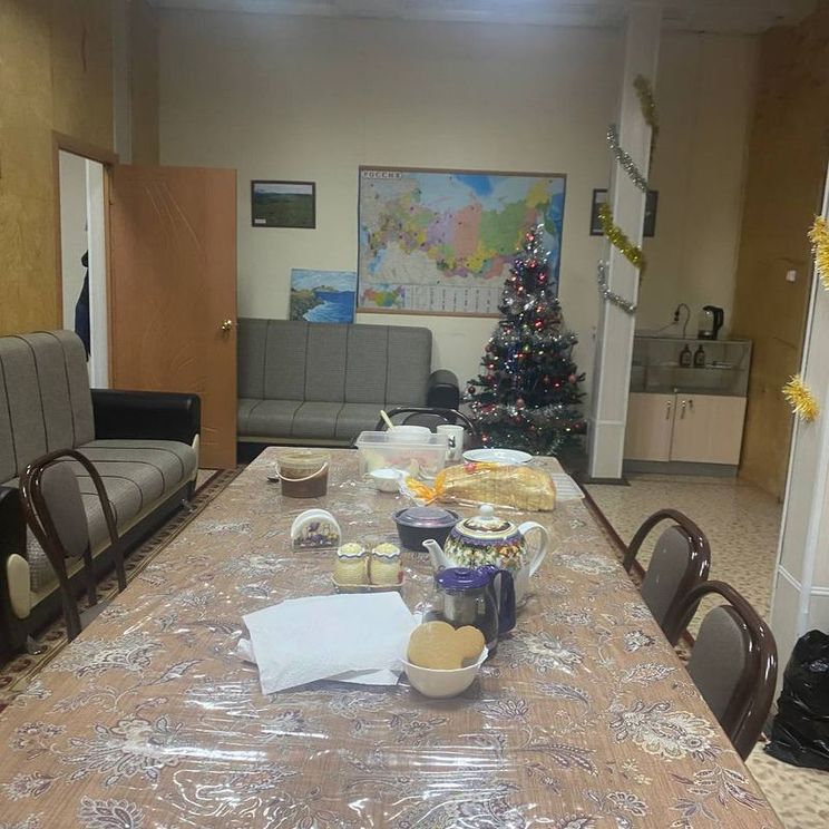 Гостиницы 1-2*, Хижина