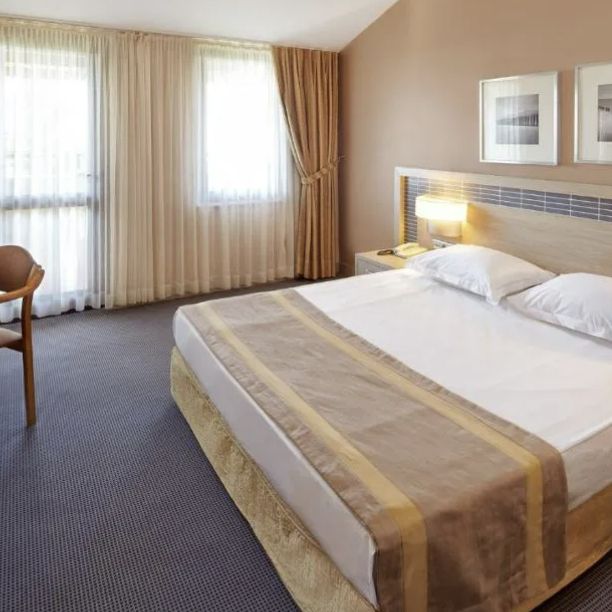 Отели 3*, Отели 4*, Бутик-отели