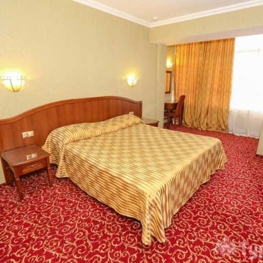 Отели 1-2*, Отели 3*