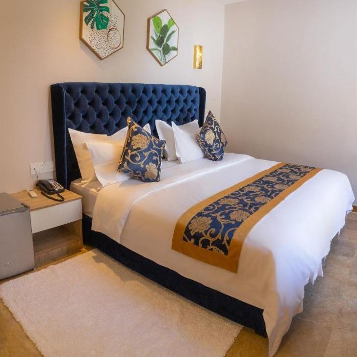 Бутик-отели, Отели 5*, Глэмпинги