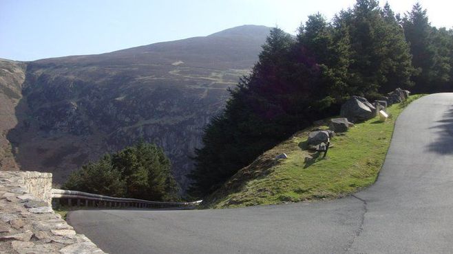 Дорога в Нант-Гуртейрн