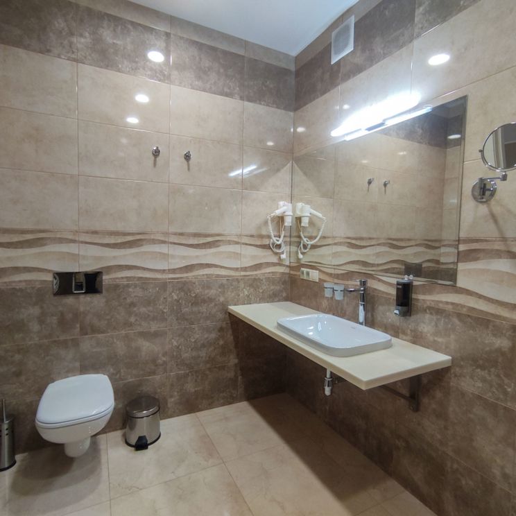 Гостиницы 4*