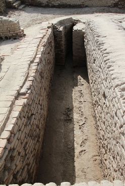 Древняя канализация